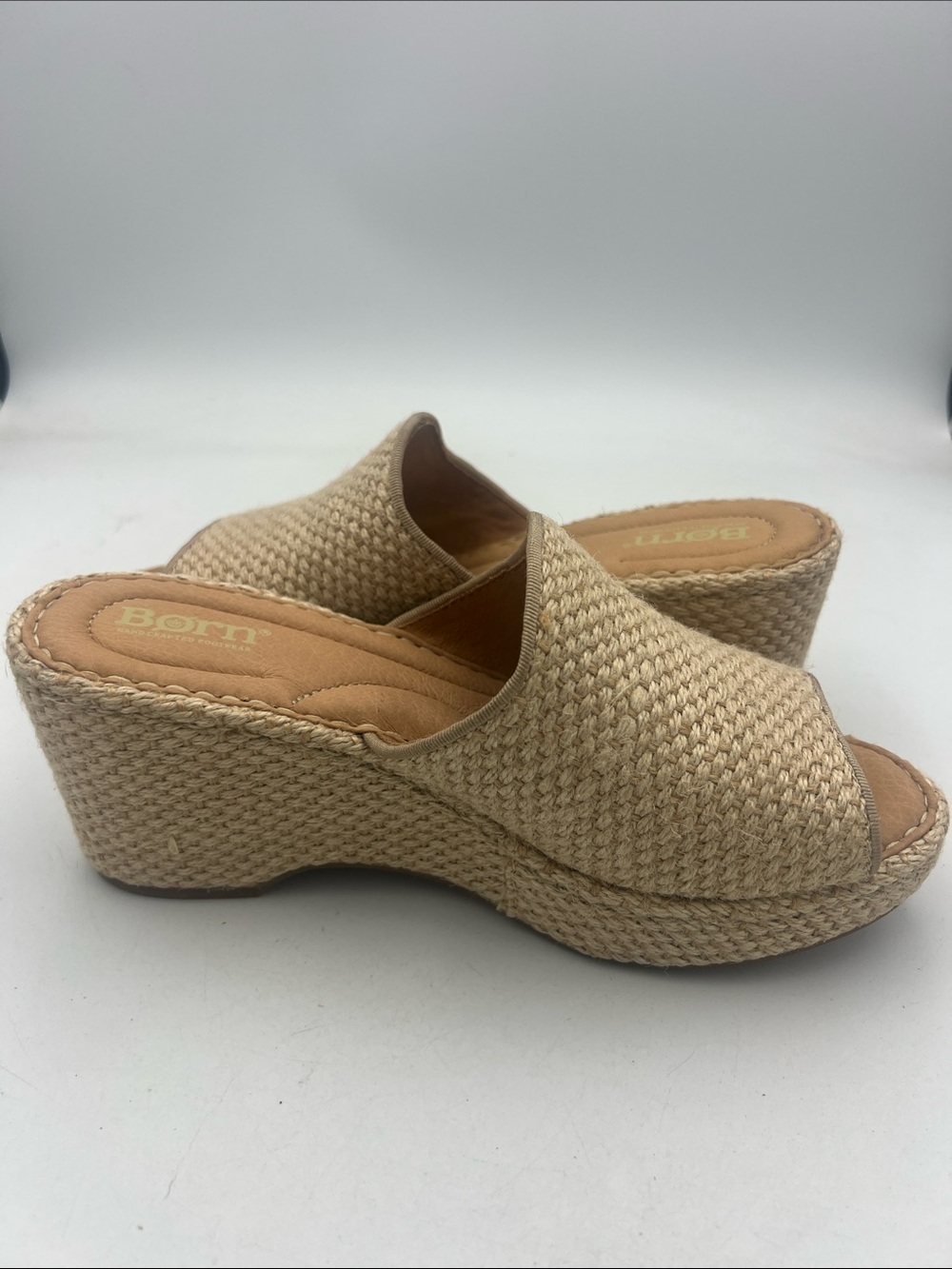 Børn "Lila" Raffia Wedge Sandals Women’s Size 8M - Picture 7 of 13